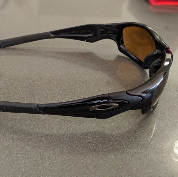 oakley straight jacket canada